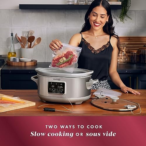 Crock-Pot 7 Quart Programmable Cook & Carry Slow Cooker 6MOI